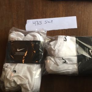 12 Pairs Men’s Nike No Show Cotton Socks NWT large
